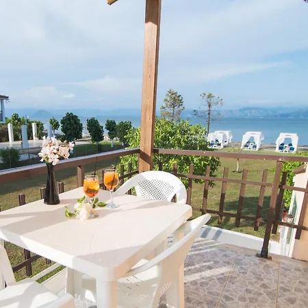 Ferienhaus Sandy Beach - Sea View Kávos