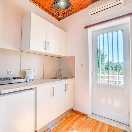 Sandy Beach - Sea View Holiday home